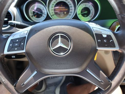 Used 2012 Mercedes-Benz C 250 Sedan image 18