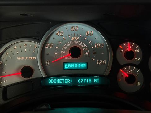 Used 2004 HUMMER H2 w/ Preferred Equipment Group AWD/4WD image 11