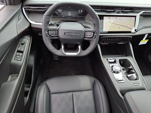 New 2026 Jeep Cherokee Overland w/ Advanced Pro Tech Group AWD/4WD image 7