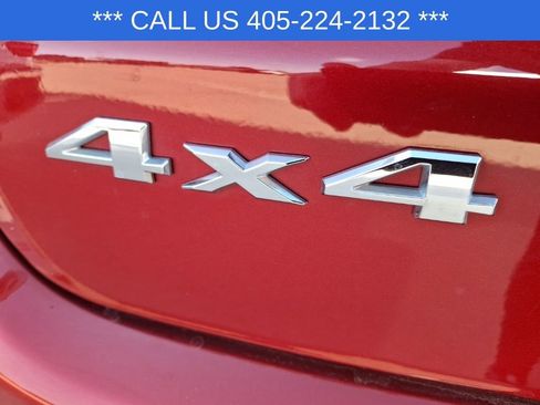 Used 2025 Jeep Compass Limited image 16