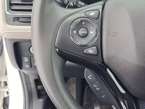 Certified 2022 Honda HR-V EX image 10