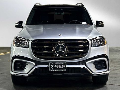 Certified 2025 Mercedes-Benz GLS 450 4MATIC image 8