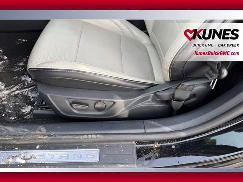 Used 2024 Ford Mustang Premium image 6