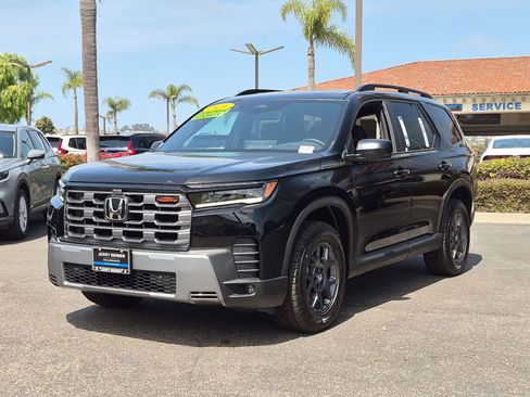New 2026 Honda Pilot TrailSport image 13
