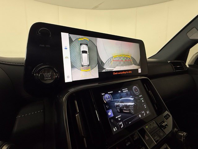 Used 2023 Lexus LX 600 F Sport w/ Accessory Package (Z1) AWD/4WD image 20