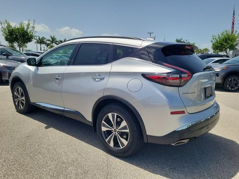 Used 2023 Nissan Murano SV FWD image 4