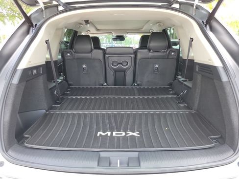 Used 2025 Acura MDX FWD image 8