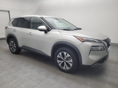 Used 2021 Nissan Rogue SV FWD image 11