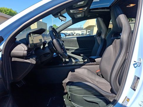 Used 2023 Hyundai Elantra N FWD image 13