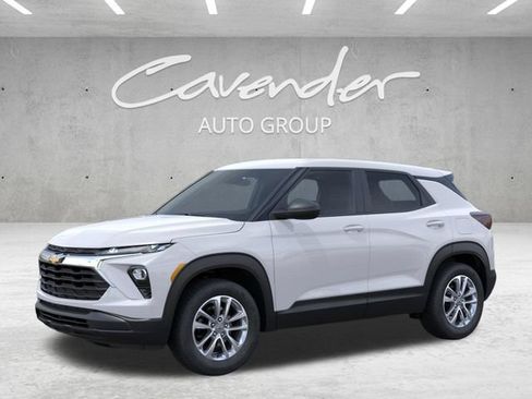 New 2026 Chevrolet TrailBlazer LS w/ LS Convenience Package FWD image 2