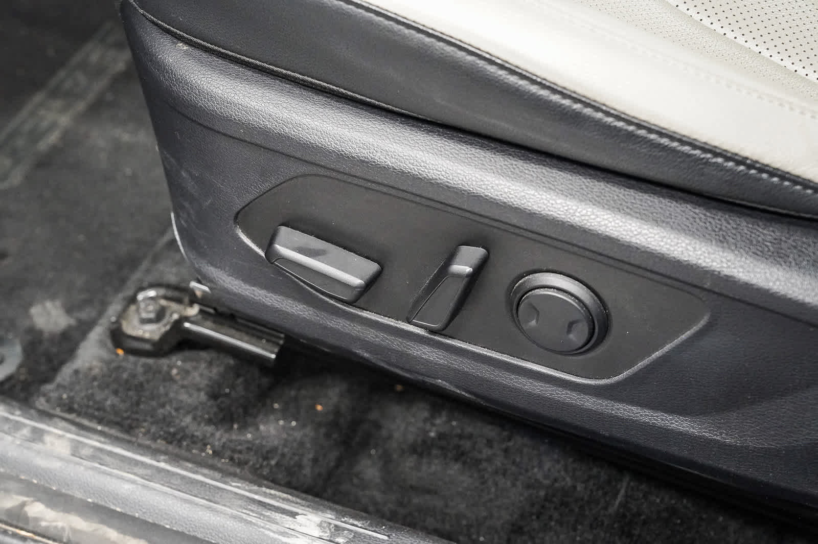 Used 2023 Kia Sportage EX FWD image 22