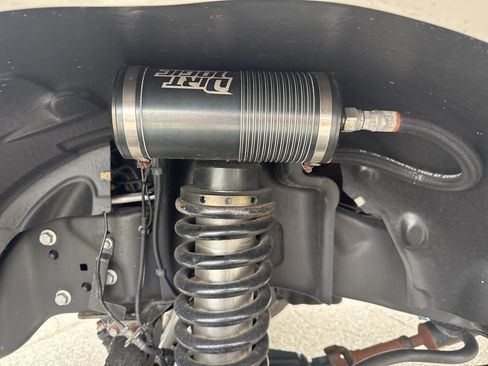 Used 2019 Ford F250 Platinum w/ FX4 Off-Road Package image 13