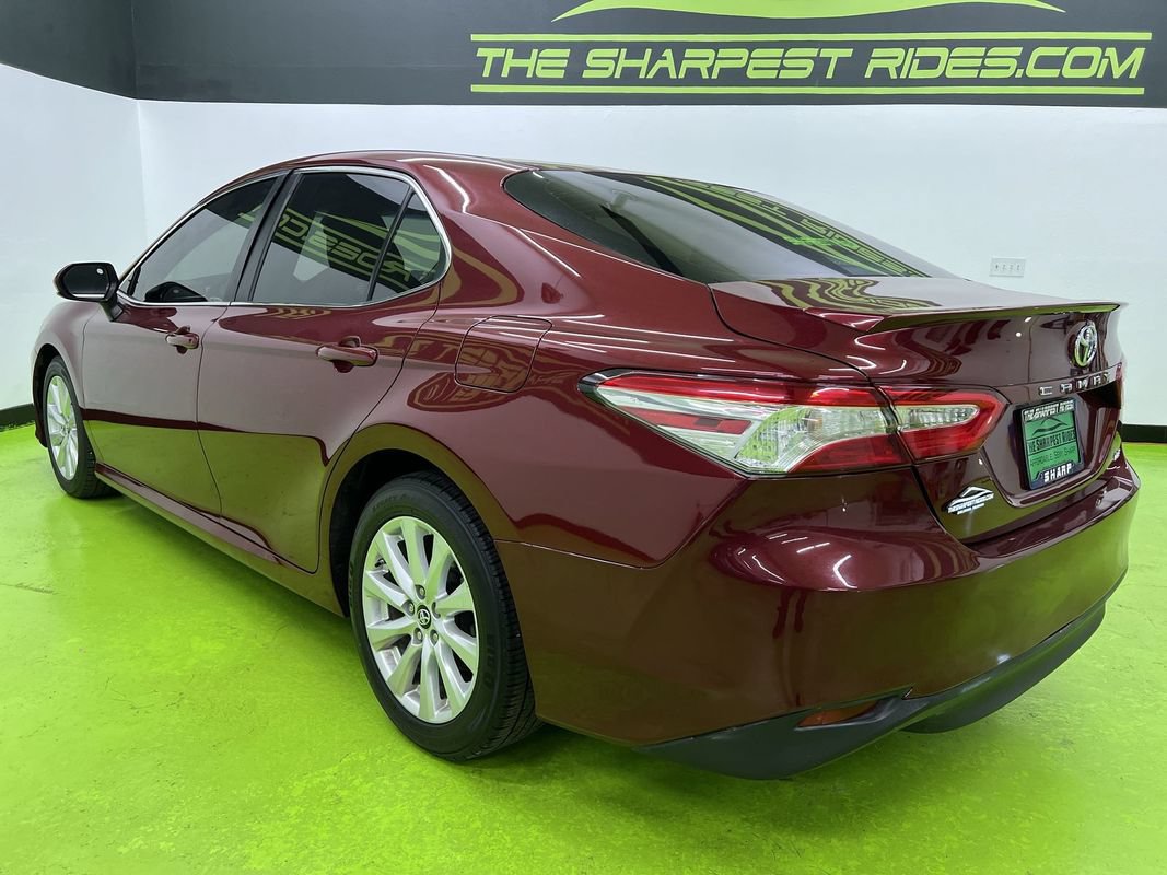 Used 2018 Toyota Camry LE FWD image 7