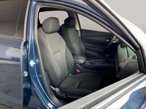 Used 2023 Honda Accord EX image 9
