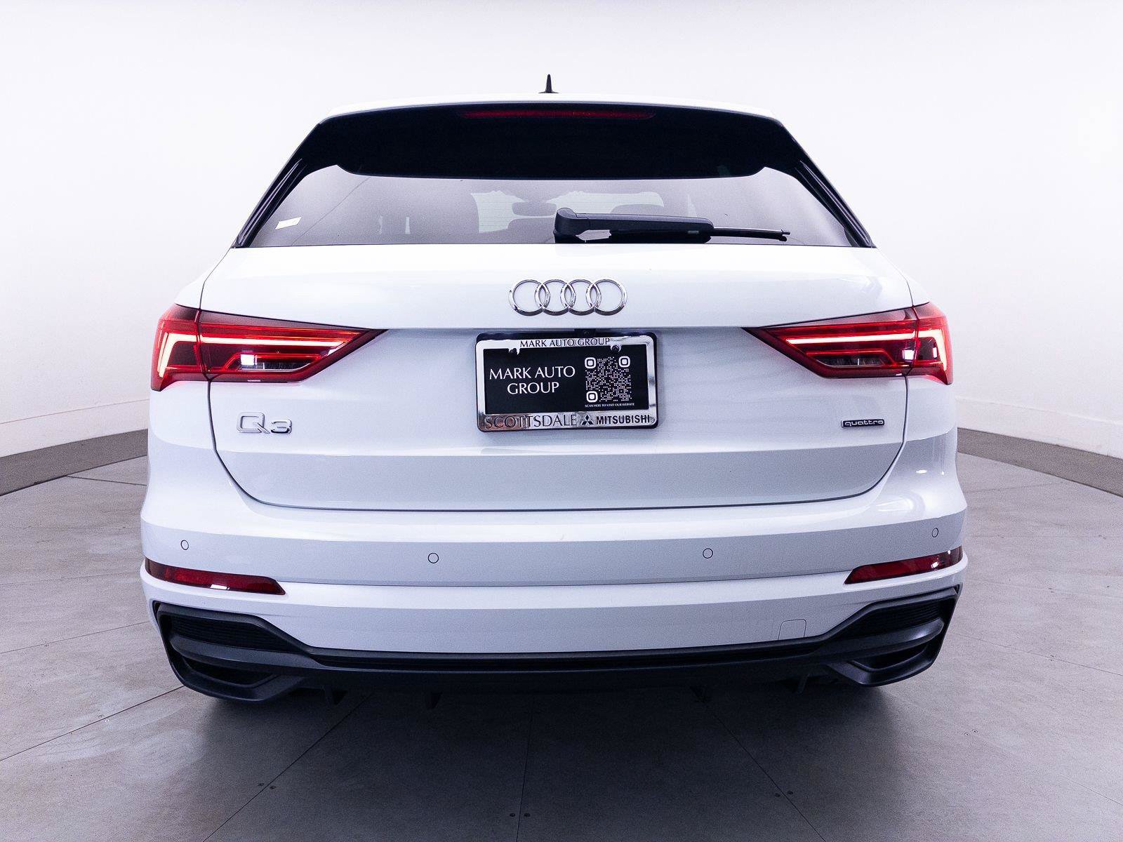 Used 2019 Audi Q3 2.0T Prestige w/ Prestige Package AWD/4WD image 18