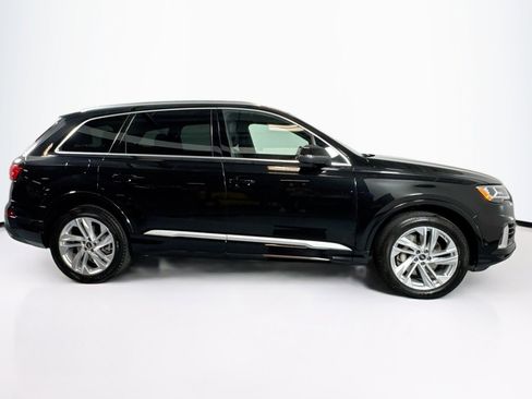 Used 2022 Audi Q7 3.0T Premium w/ Convenience Package AWD/4WD image 4