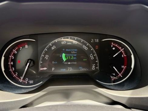 Used 2025 Toyota RAV4 XLE Premium FWD image 34