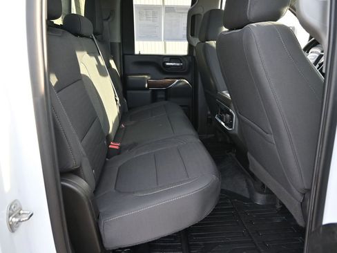 Used 2022 GMC Sierra 3500 SLE w/ SLE Convenience Package image 16