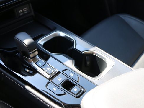 Used 2024 Lexus NX 250 FWD w/ Towing Package (2000 Lbs) image 23