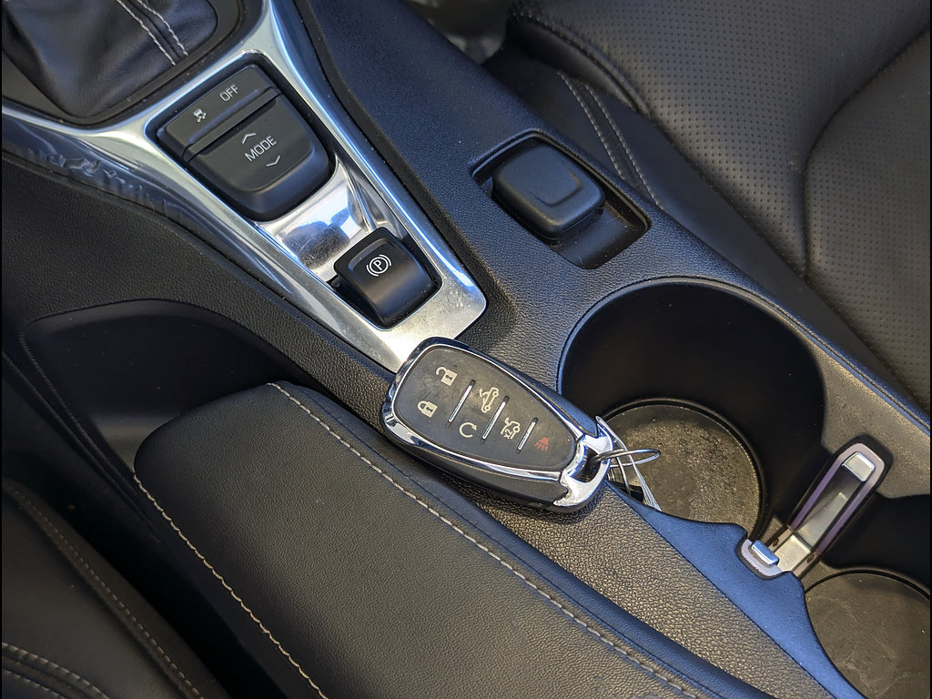 Used 2016 Chevrolet Camaro SS RWD image 35