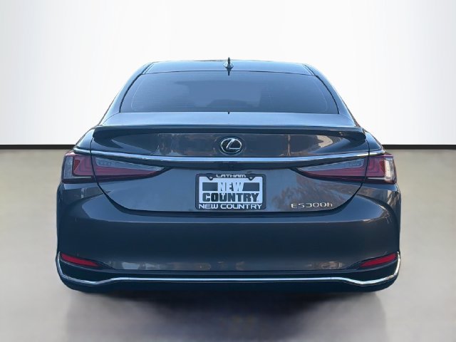 Used 2025 Lexus ES 300h Ultra Luxury w/ Accessory Package (Z2) FWD image 6
