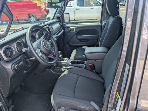 Used 2022 Jeep Wrangler Unlimited Sport AWD/4WD image 13