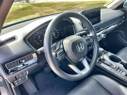 Used 2024 Honda Civic Touring image 15