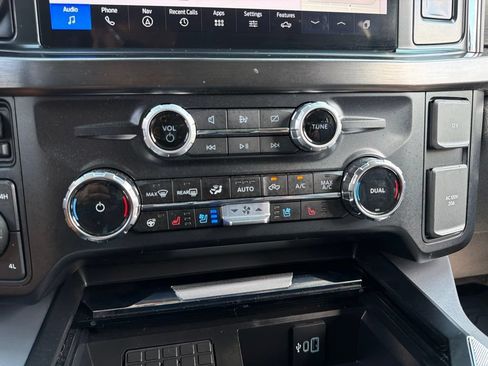 Used 2024 Ford F250 Lariat w/ Lariat Ultimate Package AWD/4WD image 12