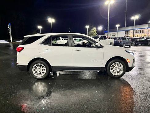 Used 2024 Chevrolet Equinox LT AWD/4WD image 5