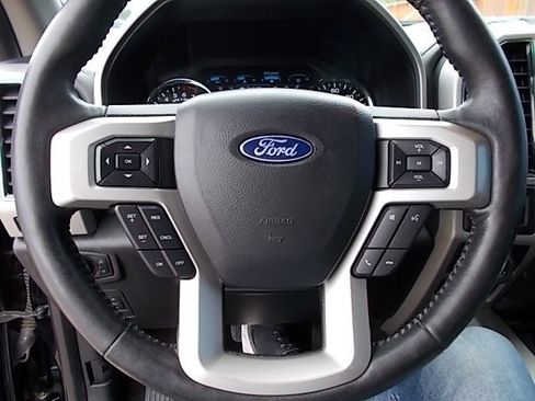 Used 2019 Ford F150 Lariat w/ Equipment Group 502A Luxury image 13