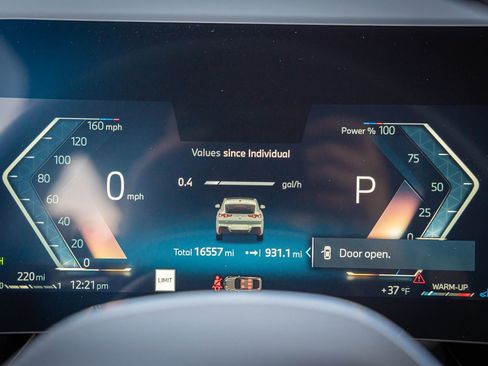 Used 2025 BMW X2 xDrive28i image 19