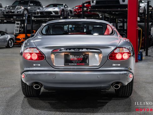 Used 2003 Jaguar XK8 Coupe image 4