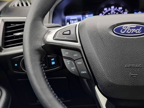 Used 2024 Ford Edge SEL w/ Convenience Package AWD/4WD image 39