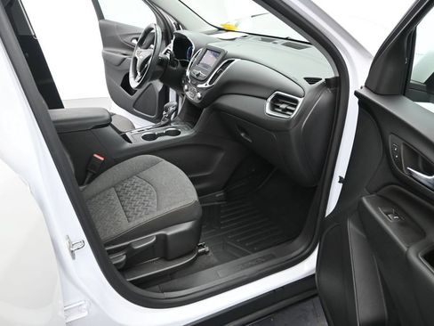 Used 2022 Chevrolet Equinox LT AWD/4WD image 11
