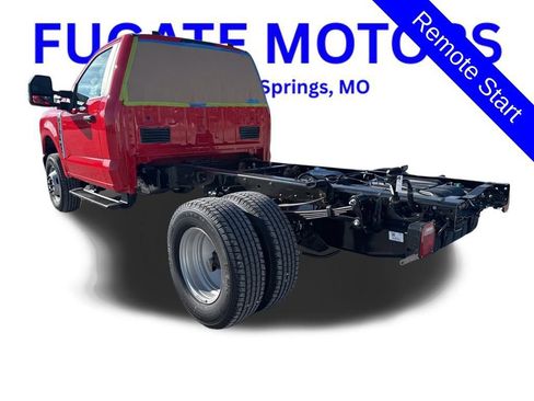 New 2026 Ford F350 XL w/ XL Chrome Package image 3