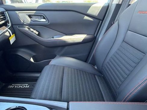 New 2026 Nissan Rogue SV w/ Rock Creek Premium Package AWD/4WD image 23