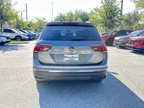 Used 2024 Volkswagen Tiguan SE FWD image 5