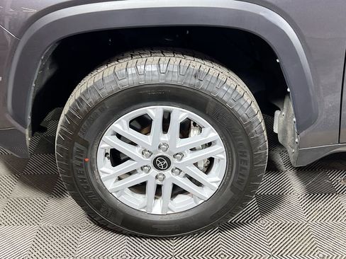 Used 2024 Toyota Tundra SR5 w/ SR5 Premium Package AWD/4WD image 28