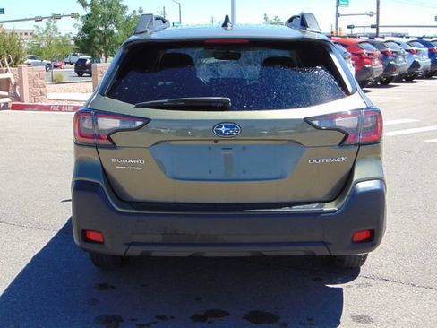Used 2024 Subaru Outback Premium AWD/4WD image 5