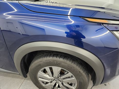 Used 2025 Nissan Pathfinder SV image 22