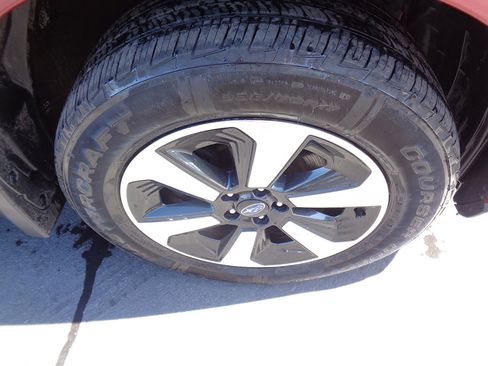 Used 2018 Subaru Forester 2.5i Premium w/ All-Weather Package image 7