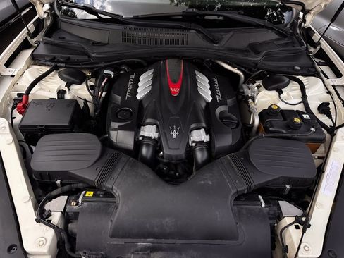 Used 2019 Maserati Quattroporte GTS GranLusso RWD image 25
