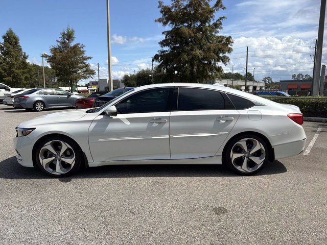 Used 2018 Honda Accord Touring image 6