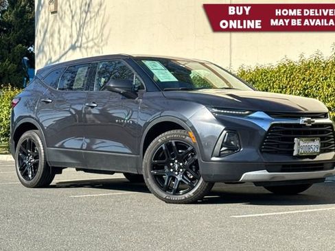 Used 2022 Chevrolet Blazer LT image 1