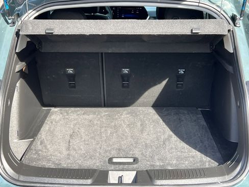 Used 2025 Chevrolet Trax LT image 24