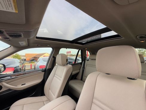 Used 2011 BMW X5 xDrive35i image 25