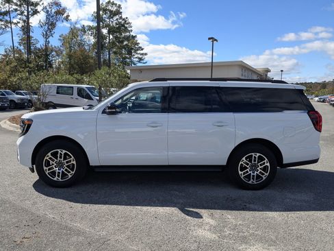 Certified 2025 Ford Expedition Max Active image 8