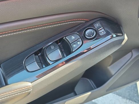 Certified 2023 Nissan Altima 2.5 SR w/ SR Premium Package AWD/4WD image 9