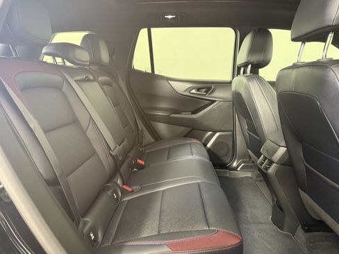 Used 2025 Chevrolet Equinox RS w/ Safety and Technology Package AWD/4WD image 13