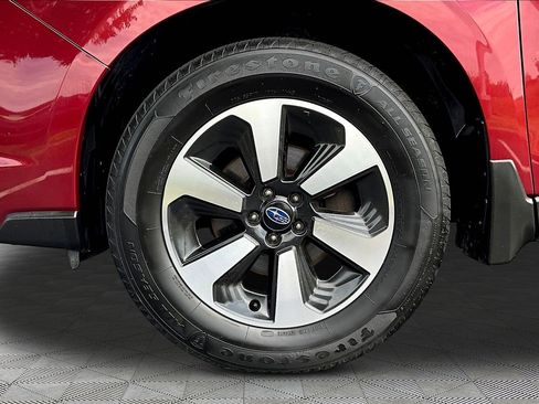 Used 2017 Subaru Forester 2.5i Premium w/ All-Weather Package AWD/4WD image 33